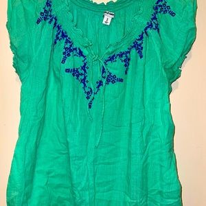 XL old navy green blue embroidered top